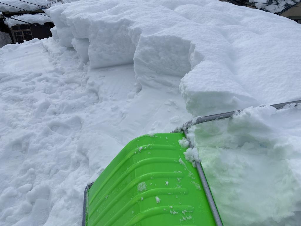 湯沢市雪下ろし作業！