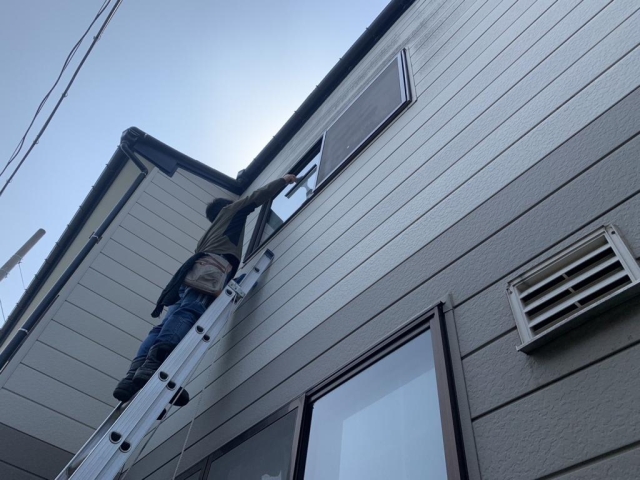 秋田市家事代行！窓拭き作業！